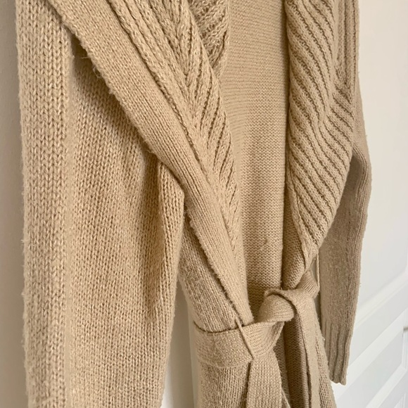 Jacob Cardigan - Picture 3 of 3